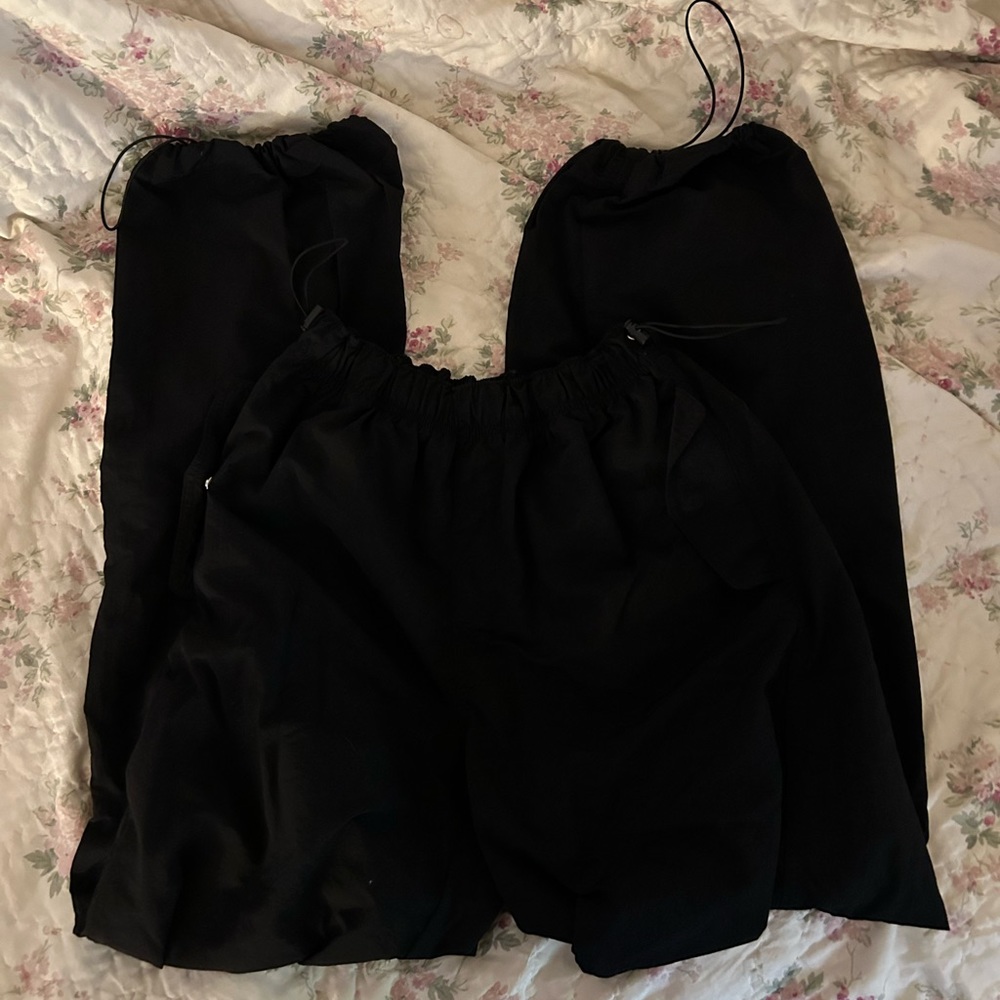 Black cargos